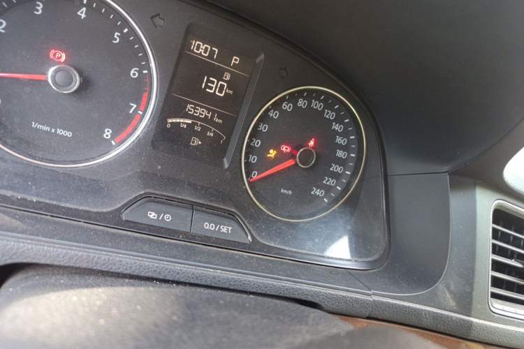 Used Volkswagen Lavida 2013 Restyled Classic 1.6L Automatic Comfort Edition Odometer Close Up