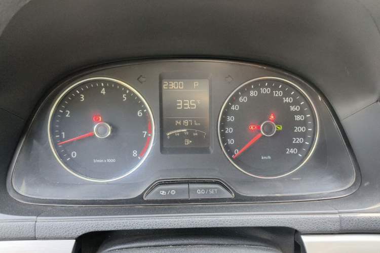 Used Volkswagen Lavida 2013 Restyled Classic 1.6L Automatic Comfort Edition Odometer Close Up