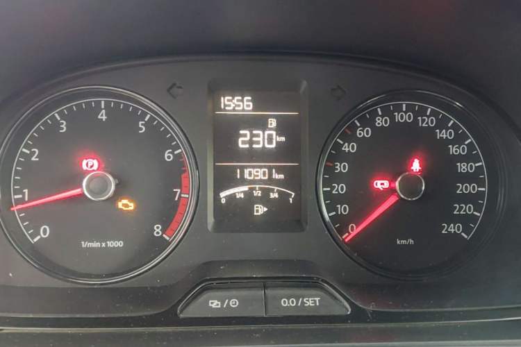 Used Volkswagen Lavida 2013 Revised Classic 1.6L Manual Fashion Edition Odometer Close Up