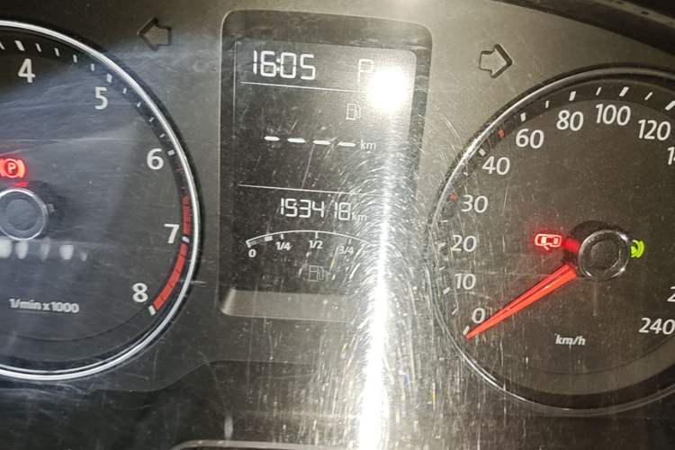 Used Volkswagen Lavida 2013 Restyled Classic 1.6L Automatic Comfort Edition Odometer Close Up