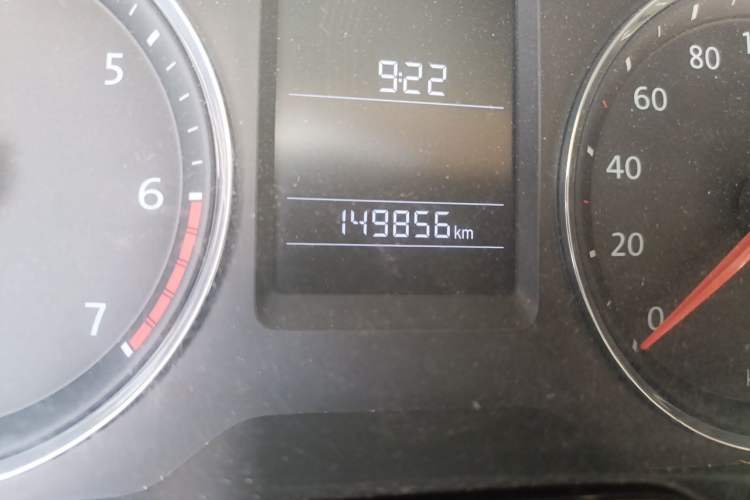 Used Volkswagen Lavida 2013 1.6L Automatic Comfort Edition Odometer Close Up