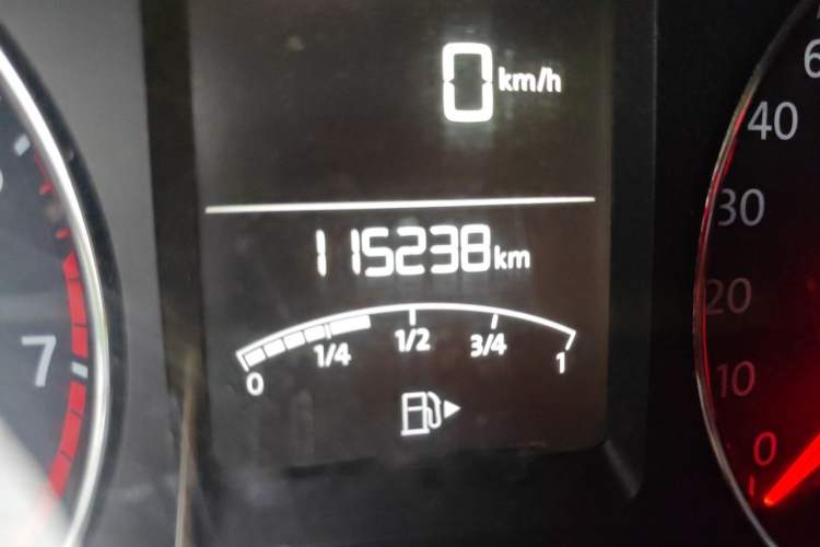 Used Volkswagen Lavida 2013 Restyled Classic 1.6L Automatic Comfort Edition Odometer Close Up