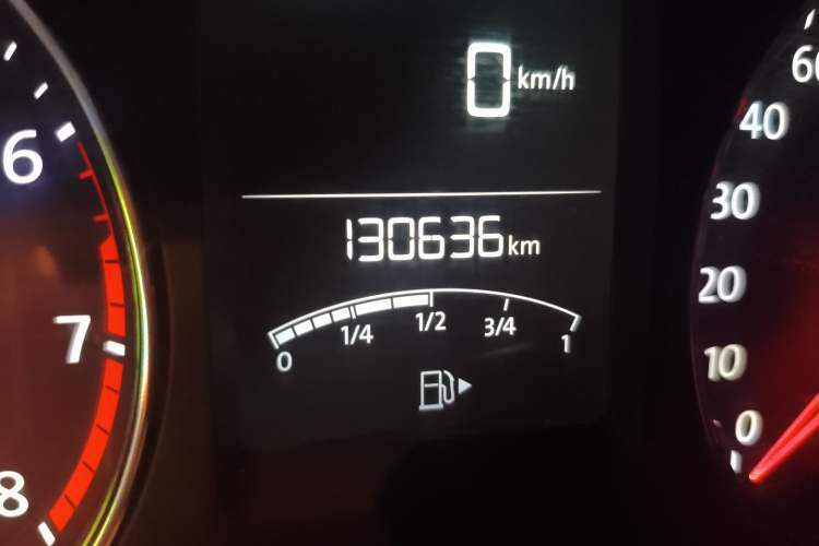 Used Volkswagen Lavida 2013 Restyled Classic 1.6L Automatic Comfort Edition Odometer Close Up