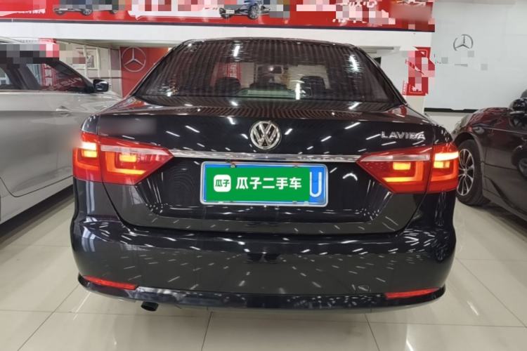 Used Volkswagen Lavida 2013 Revised Classic 1.6L Manual Fashion Edition Rear