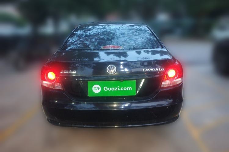 Used Volkswagen Lavida 2013 Classic 1.6L Manual Fashion Edition Rear