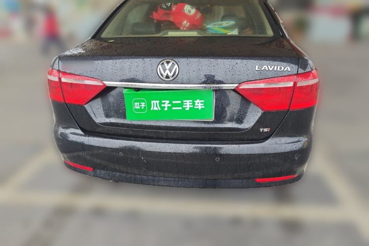 Used Volkswagen Lavida 2013 1.4TSI DSG Comfort Edition Rear