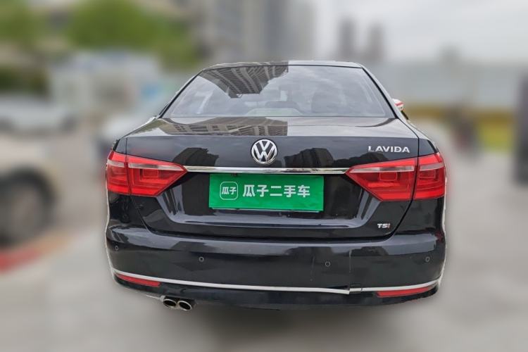 Used Volkswagen Lavida 2013 1.4TSI Manual Comfort Edition Rear
