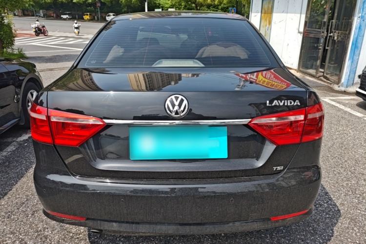 Used Volkswagen Lavida 2013 Revised Classic 1.6L Manual Fashion Edition Rear