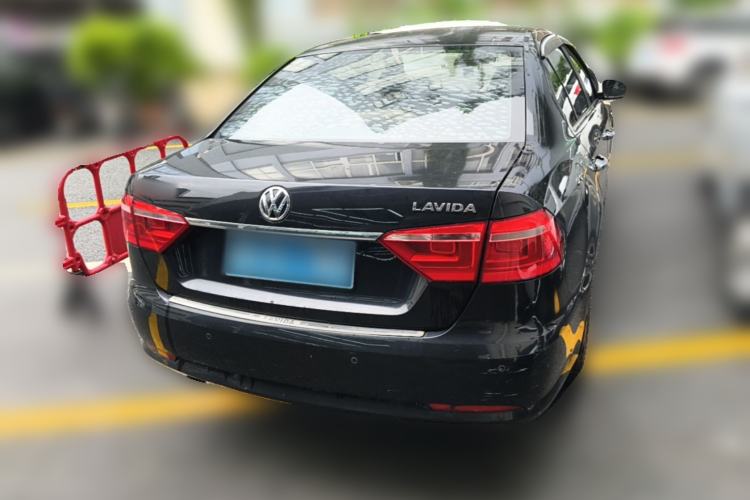 Used Volkswagen Lavida 2013 Restyled Classic 1.6L Manual Comfort Edition Rear