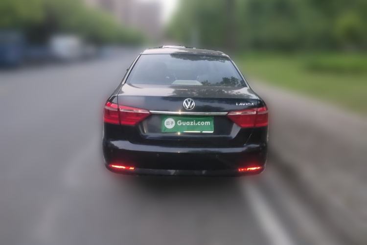 Used Volkswagen Lavida 2013 1.6L Manual Comfort Edition Rear