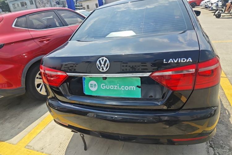 Used Volkswagen Lavida 2013 Revised Classic 1.6L Automatic Fashion Edition Rear