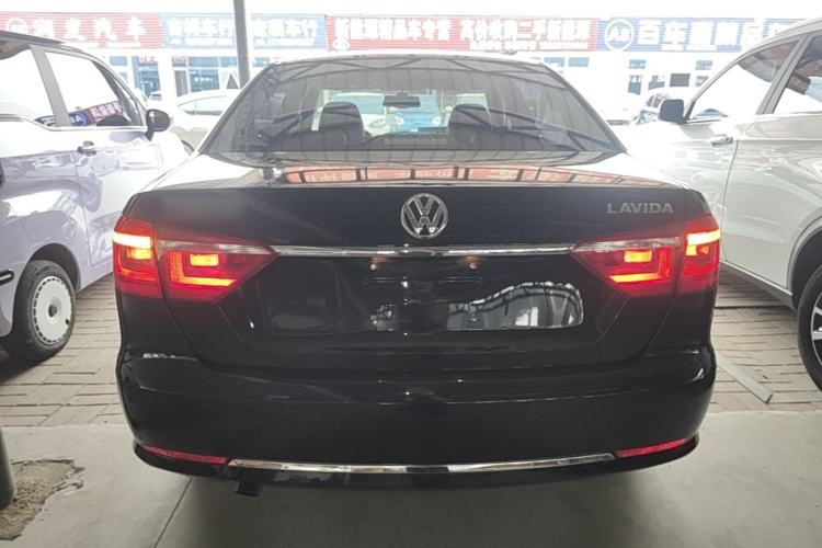 Used Volkswagen Lavida 2013 Revised Classic 1.6L Manual Fashion Edition Rear
