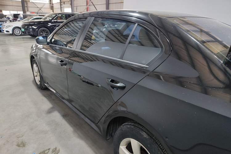 Used Volkswagen Lavida 2013 Revised Classic 1.6L Automatic Fashion Edition Rear Left 45 Deg