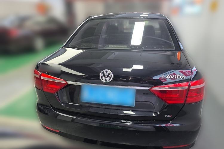 Used Volkswagen Lavida 2013 1.4TSI DSG Comfort Edition Rear