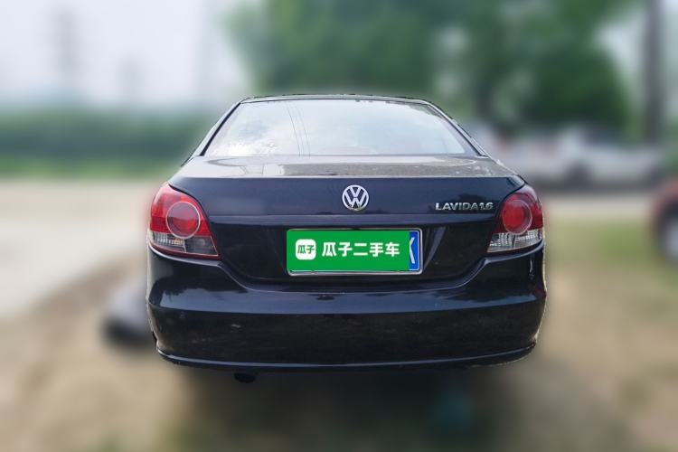 Used Volkswagen Lavida 2013 1.6L Manual Fashion Edition Rear