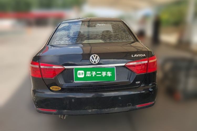 Used Volkswagen Lavida 2013 1.4TSI Manual Comfort Edition Rear