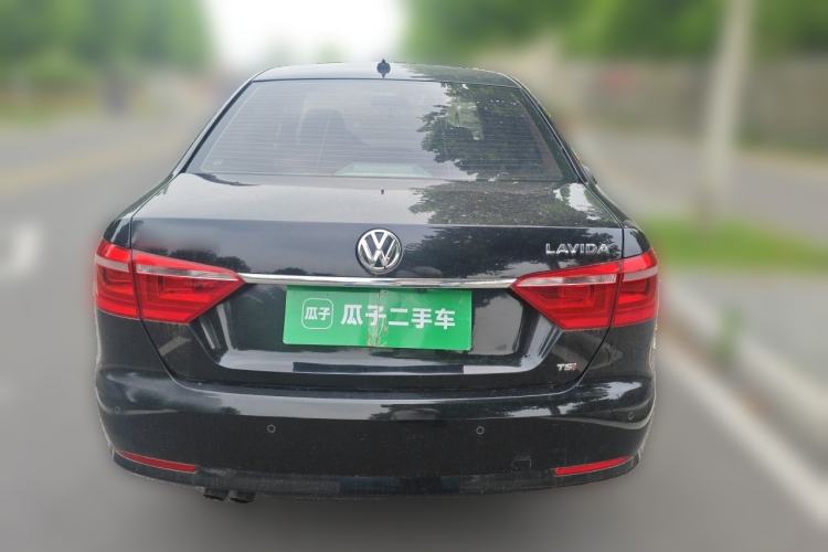 Used Volkswagen Lavida 2013 Revised Version 1.4 TSI DSG Comfort Edition Rear