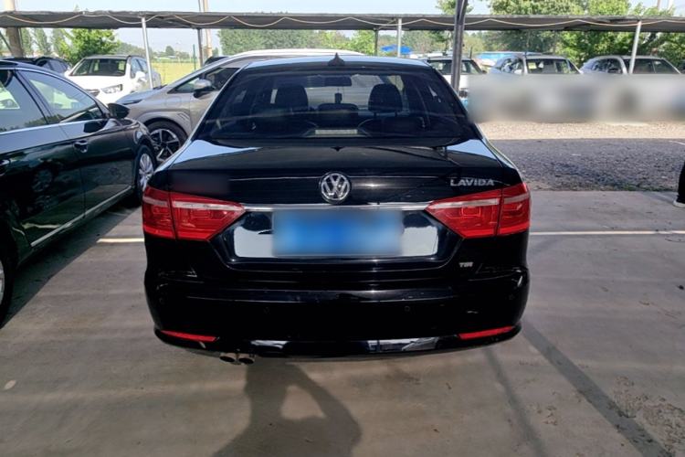 Used Volkswagen Lavida 2013 Revised Version 1.4 TSI DSG Comfort Edition Rear
