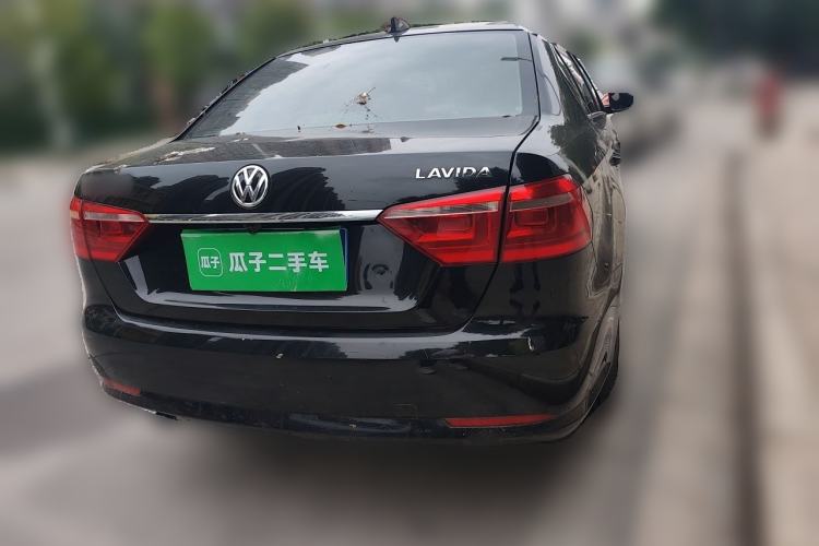 Used Volkswagen Lavida 2013 Revised Classic 1.6L Automatic Fashion Edition Rear Right 45 Deg