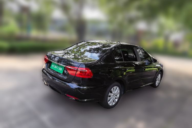 Used Volkswagen Lavida 2013 Revised Classic 1.6L Manual Fashion Edition Rear Right 45 Deg