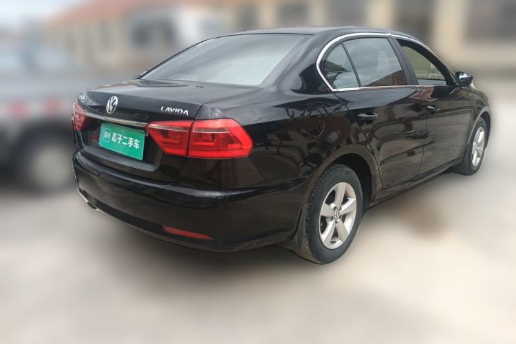 Used Volkswagen Lavida 2013 Revised Classic 1.6L Manual Fashion Edition Rear Right 45 Deg