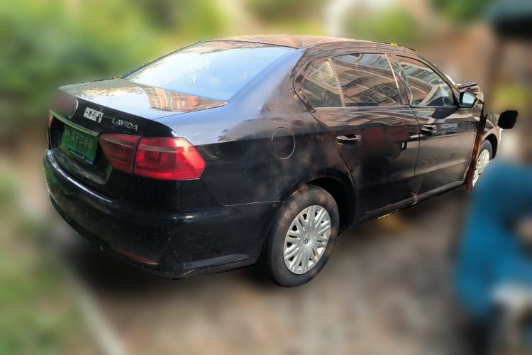 Used Volkswagen Lavida 2013 1.6L Manual Fashion Edition Rear Right 45 Deg