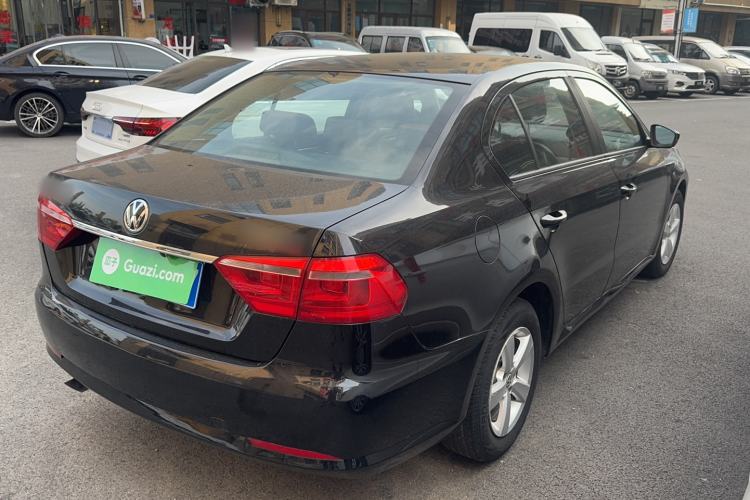 Used Volkswagen Lavida 2013 Revised Classic 1.6L Automatic Fashion Edition Rear Right 45 Deg