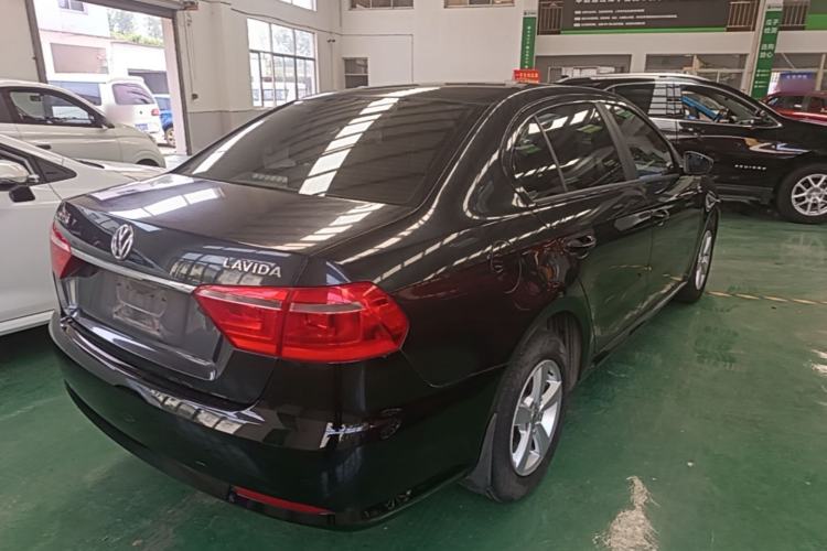 Used Volkswagen Lavida 2013 Revised Classic 1.6L Automatic Fashion Edition Rear Right 45 Deg