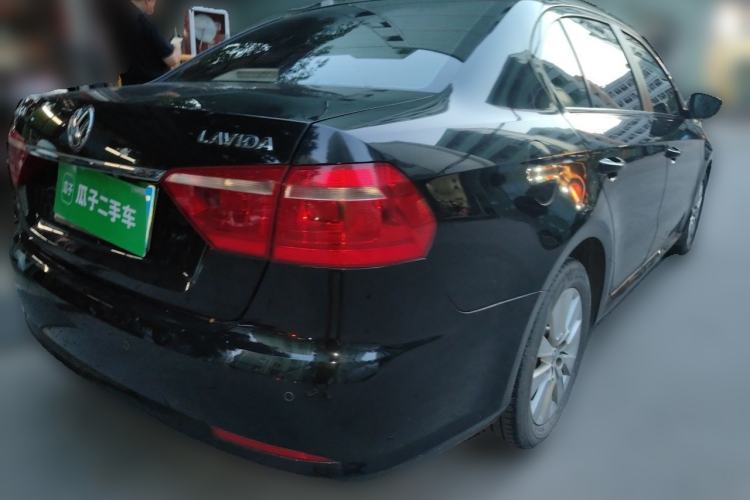 Used Volkswagen Lavida 2013 1.6L Automatic Comfort Edition Rear Right 45 Deg