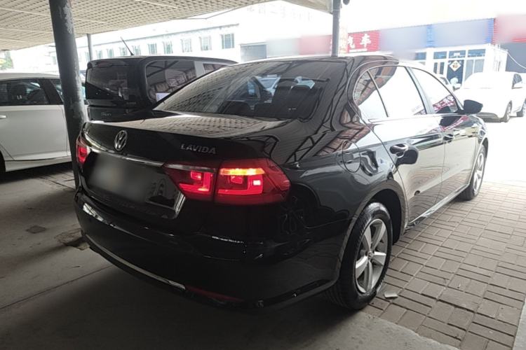 Used Volkswagen Lavida 2013 Revised Classic 1.6L Manual Fashion Edition Rear Right 45 Deg