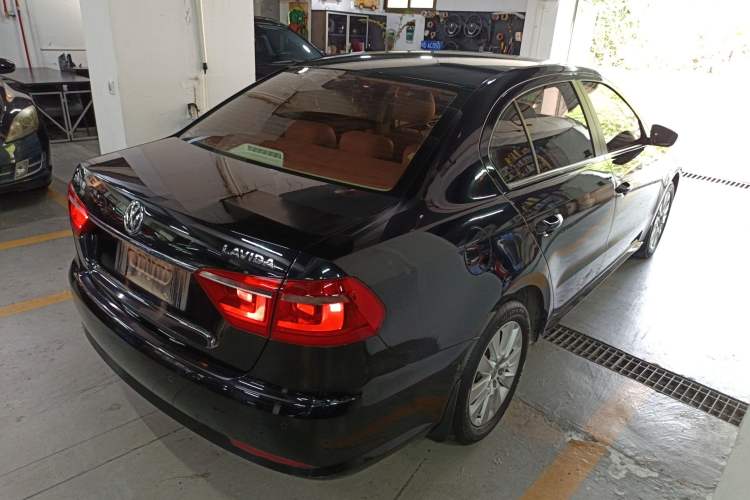 Used Volkswagen Lavida 2013 Restyled Classic 1.6L Automatic Comfort Edition Rear Right 45 Deg