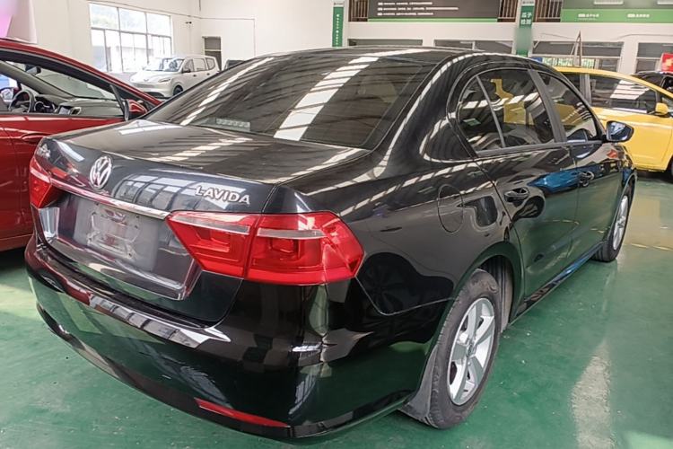 Used Volkswagen Lavida 2013 Revised Classic 1.6L Automatic Fashion Edition Rear Right 45 Deg
