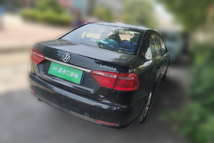 Used Volkswagen Lavida 2013 Revised Classic 1.6L Automatic Fashion Edition Rear Right 45 Deg