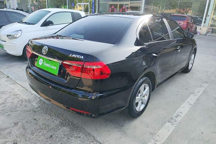 Used Volkswagen Lavida 2013 Revised Classic 1.6L Automatic Fashion Edition Rear Right 45 Deg