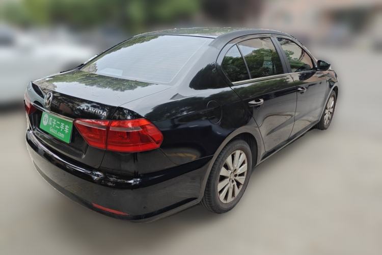 Used Volkswagen Lavida 2013 1.6L Manual Comfort Edition Rear Right 45 Deg