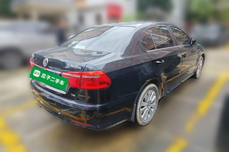 Used Volkswagen Lavida 2013 1.4TSI DSG Comfort Edition Rear Right 45 Deg