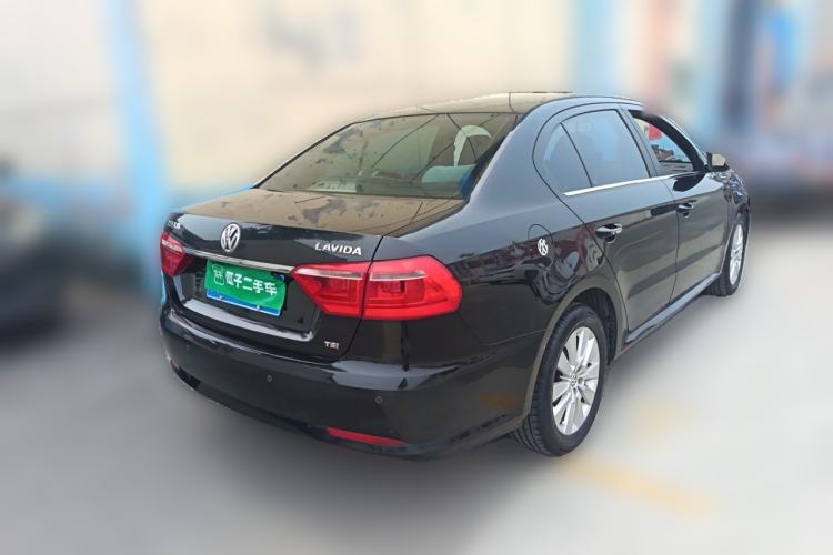 Used Volkswagen Lavida 2013 Revised Version 1.4 TSI DSG Comfort Edition Rear Right 45 Deg