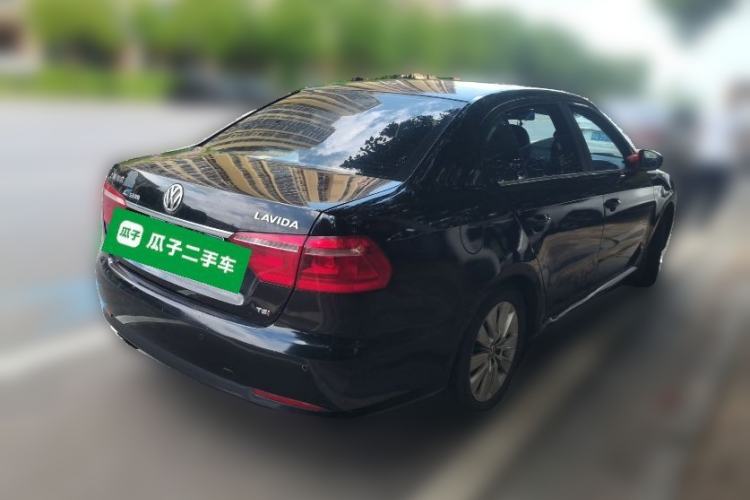 Used Volkswagen Lavida 2013 Revised Version 1.4 TSI DSG Comfort Edition Rear Right 45 Deg