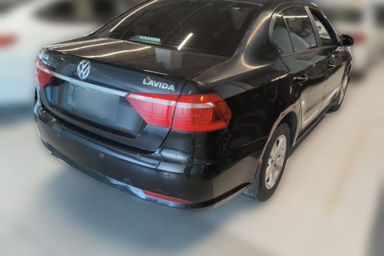 Used Volkswagen Lavida 2013 Revised Classic 1.6L Automatic Fashion Edition Rear Right 45 Deg