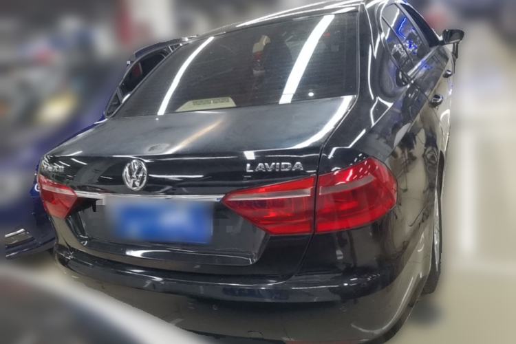 Used Volkswagen Lavida 2013 Revised Version 1.4 TSI DSG Comfort Edition Rear