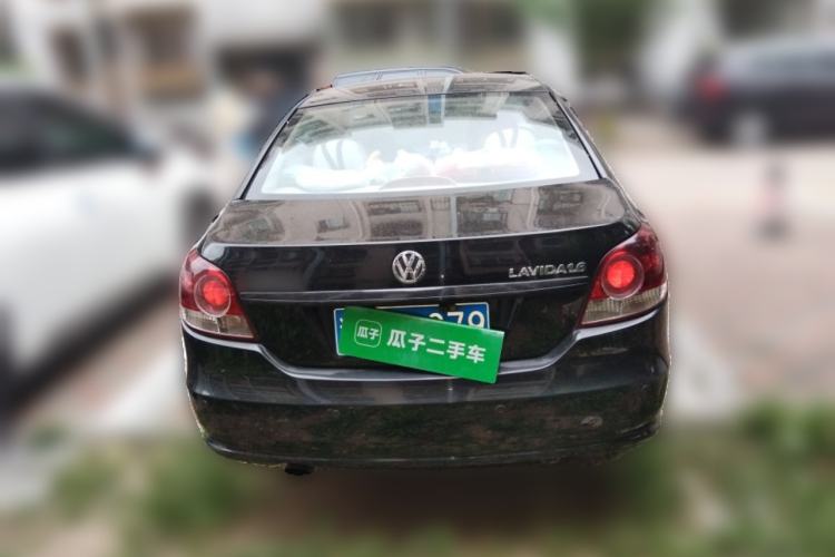 Used Volkswagen Lavida 2013 Classic 1.6L Manual Fashion Edition Rear