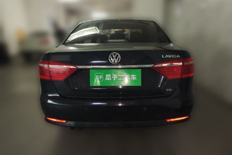 Used Volkswagen Lavida 2013 Revised Version 1.4 TSI DSG Comfort Edition Rear