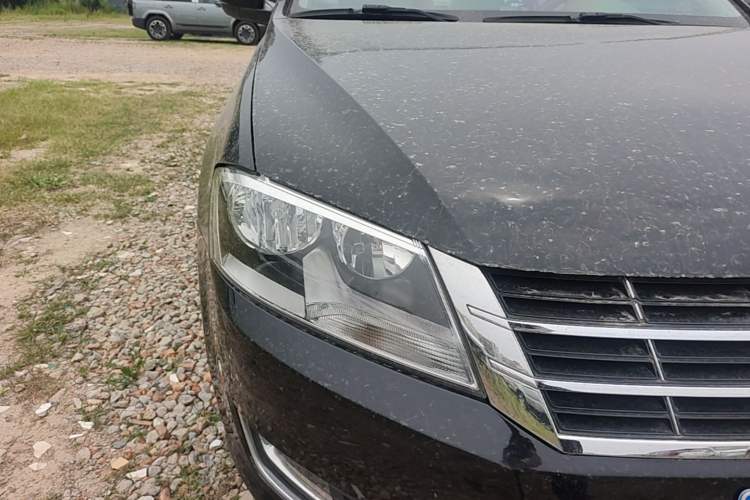 Used Volkswagen Lavida 2013 Revised Classic 1.6L Automatic Fashion Edition Right Front Headlight