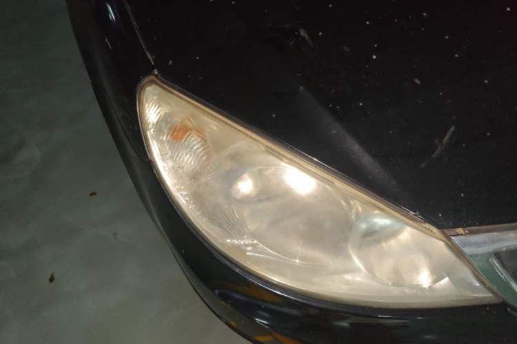 Used Volkswagen Lavida 2013 Classic 1.6L Automatic Fashion Edition Right Front Headlight
