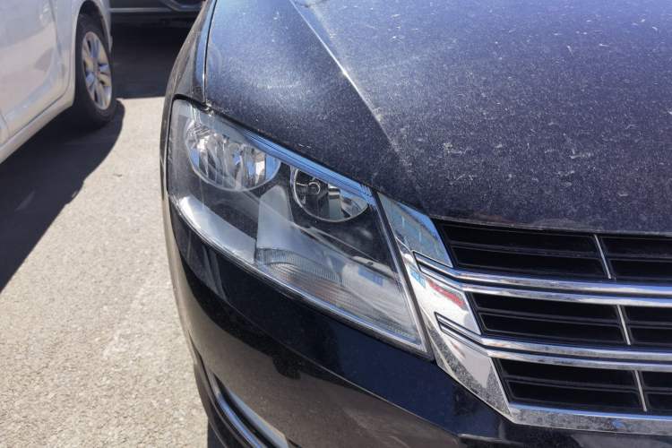 Used Volkswagen Lavida 2013 Revised Version 1.4 TSI Manual Luxury Edition Right Front Headlight