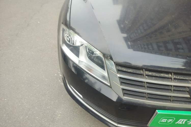 Used Volkswagen Lavida 2013 Restyled Classic 1.6L Automatic Comfort Edition Right Front Headlight
