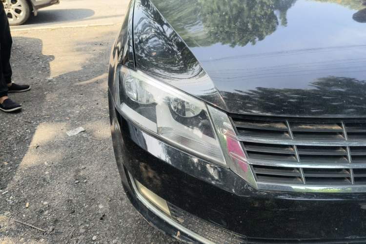 Used Volkswagen Lavida 2013 Restyled Classic 1.6L Automatic Comfort Edition Right Front Headlight