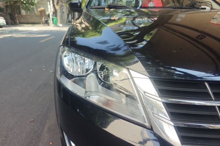 Used Volkswagen Lavida 2013 Revised Version 1.4 TSI DSG Comfort Edition Right Front Headlight