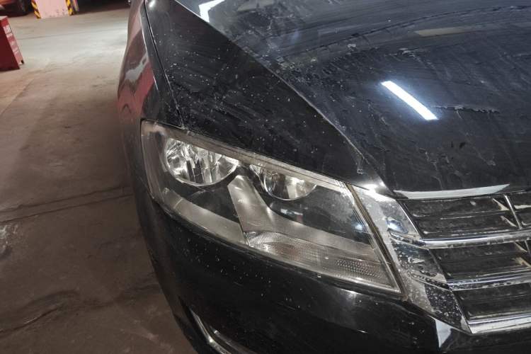 Used Volkswagen Lavida 2013 Restyled Classic 1.6L Manual Comfort Edition Right Front Headlight