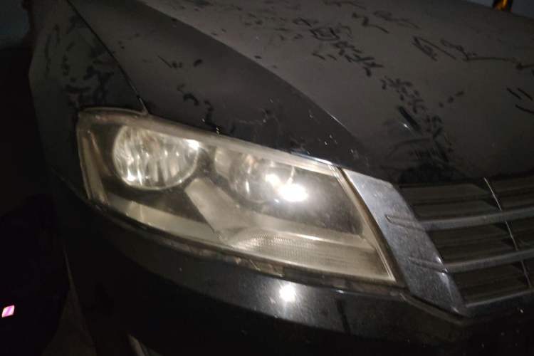 Used Volkswagen Lavida 2013 1.6L Manual Comfort Edition Right Front Headlight